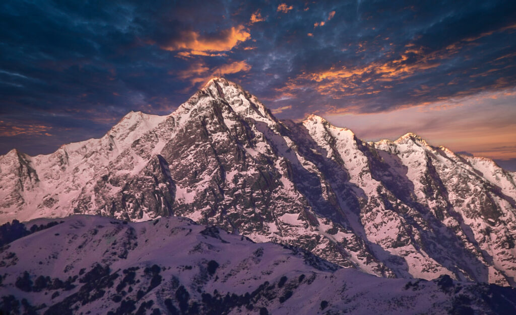 Dauladhar Tour Packages