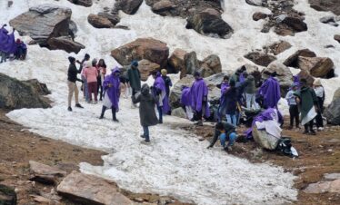 Manali By Volvo by Bharat Darshan Tours Lite